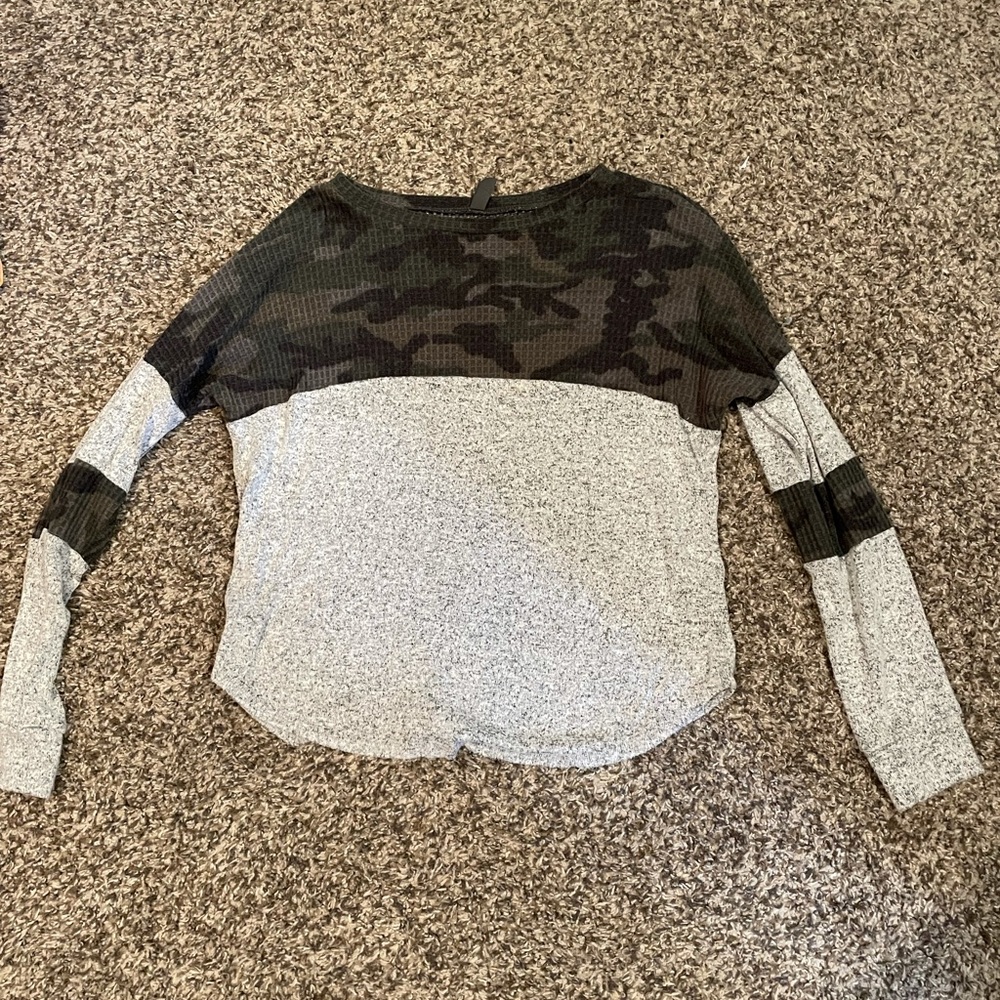 Long sleeve boutique top